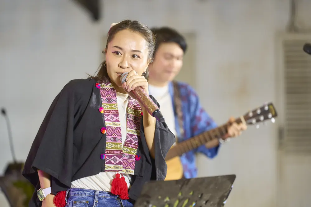 Live Thai music at the opening night